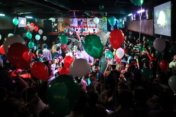 Mix Fm's Decadance night - Independance Day 